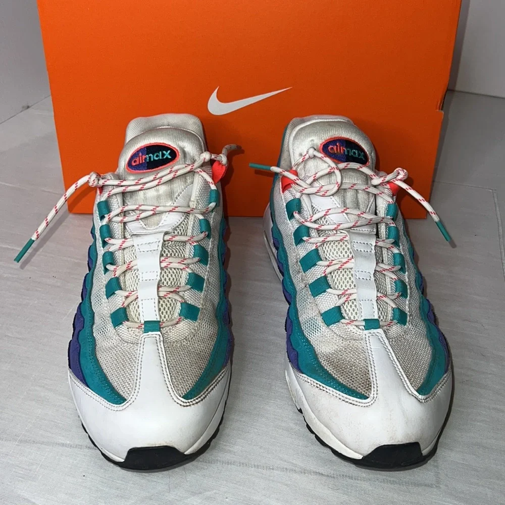 EUC Nike Air Max 95 - SIZE 12 AV7939-100 Discover Your Flash Crimson Jade OG QS - Picture 2 of 7